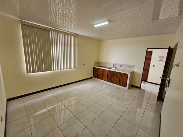 Alquiler Apartamento Calle Siles. AMO149