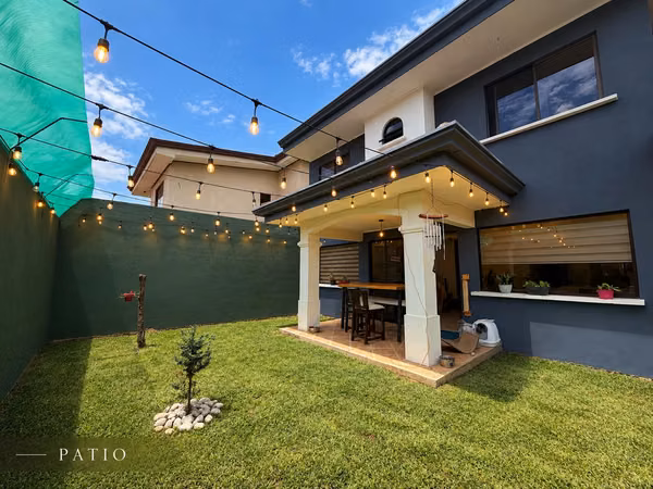 Casa Remodelada en Condominio Puebla Real en San Pablo de Heredia -1