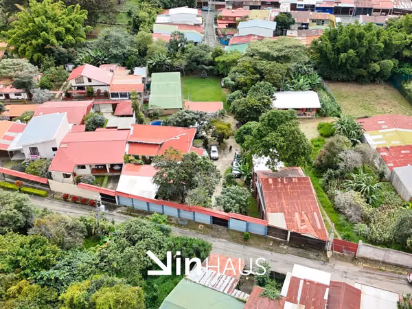 Property sale with 5 house and an apartment in San Rafael Ajo de Desamparados -EU (ID43587)