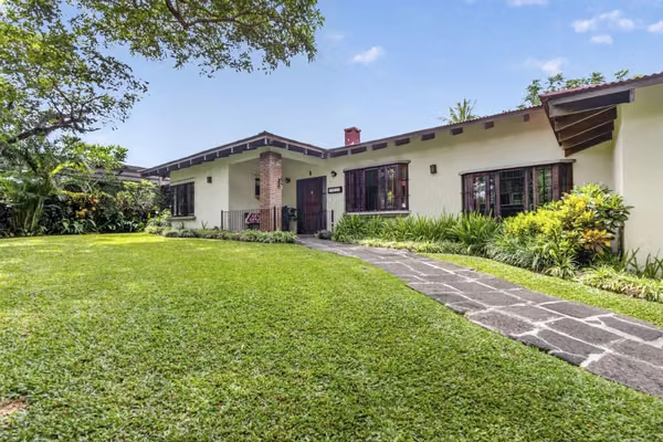 En venta Casa de 1 Planta en Santa Ana con 3.831 m² de Terreno