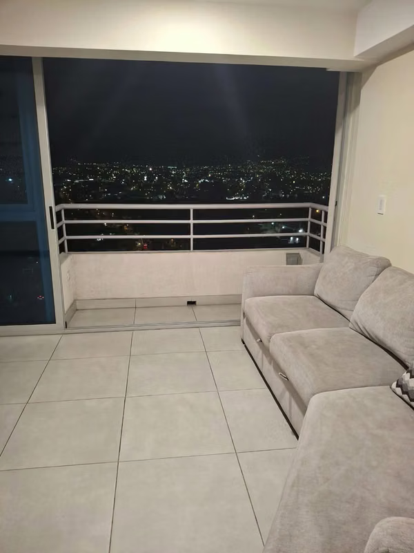 Apartamento en Los Yoses con Vistas y excelente ubicacion