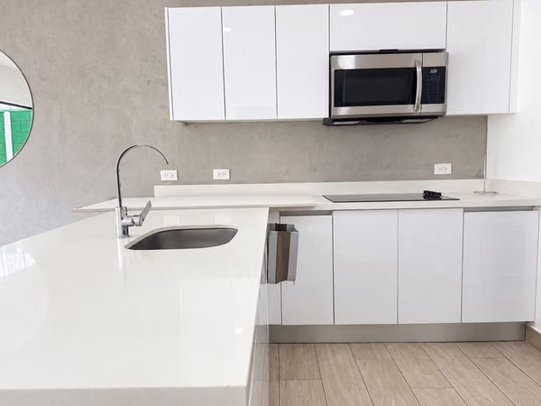 Casa Moderna de 2 habitaciones con Jardin en Alquiler