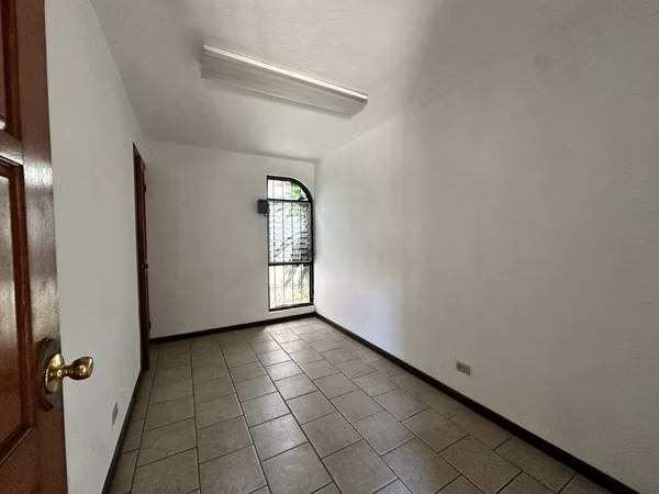 Rohrmoser - 124; 615 m ² - 124; Commercial use - 124; 15 parking lots