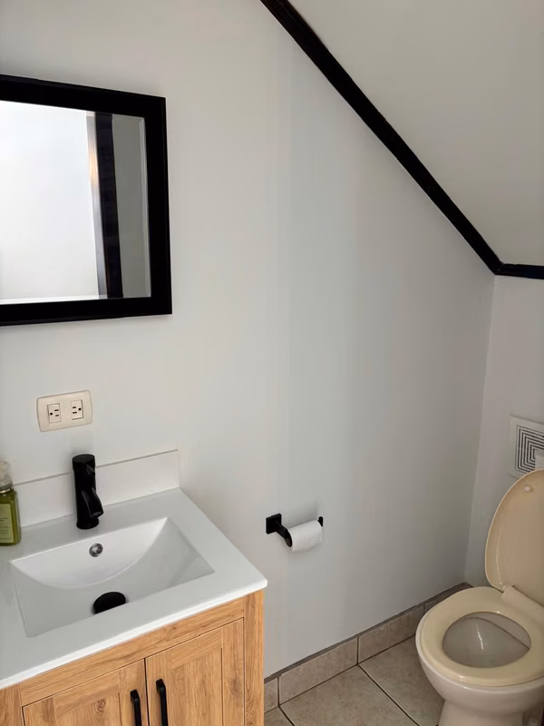 Alquiler de Casa en condominio privado en LINDORA, Pozos, Santa Ana