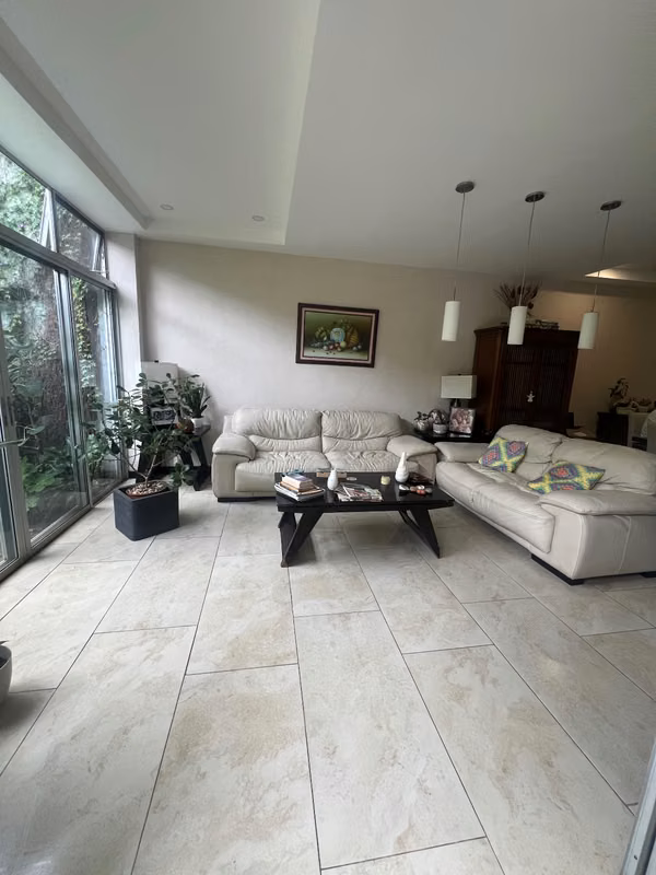 Beautiful house in Omega Residential