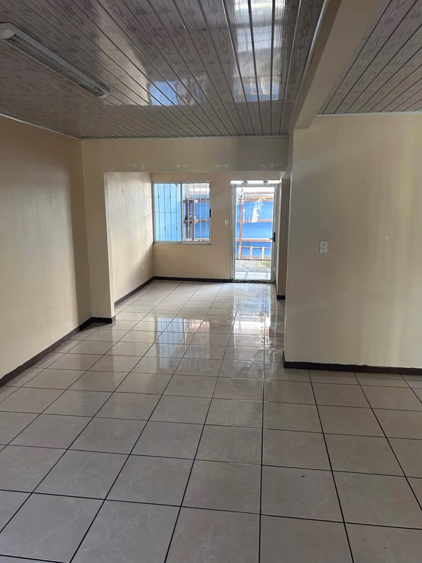 Rental premises for offices or commerce.