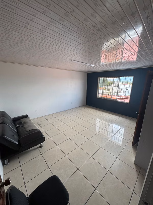 Rental premises for offices or commerce.