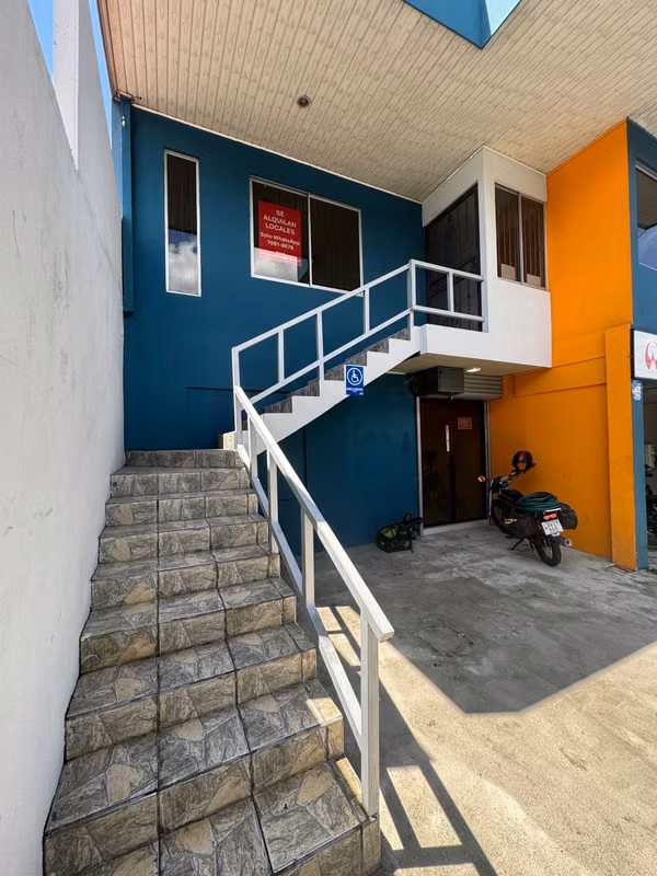 Rental premises for offices or commerce.
