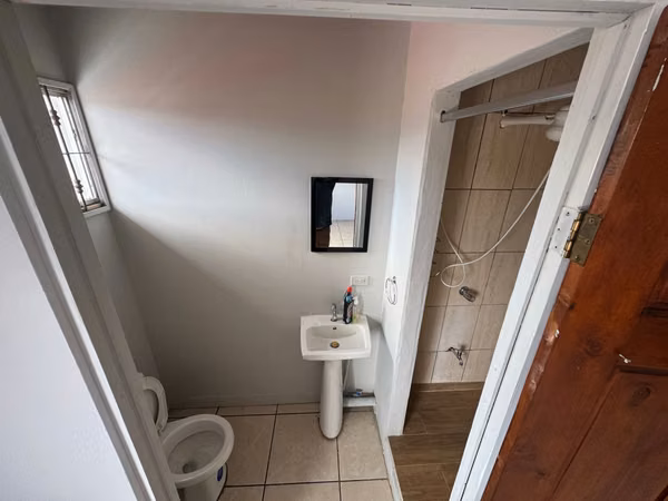 Rental premises for offices or commerce.