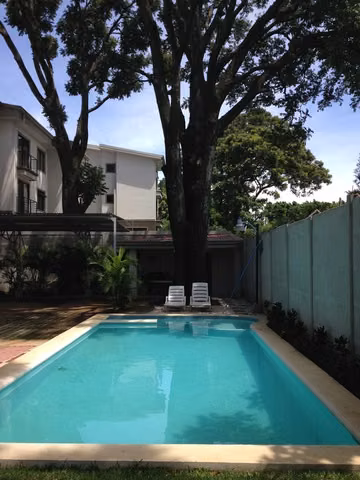 Esquisito Condominio amueblado full moderno