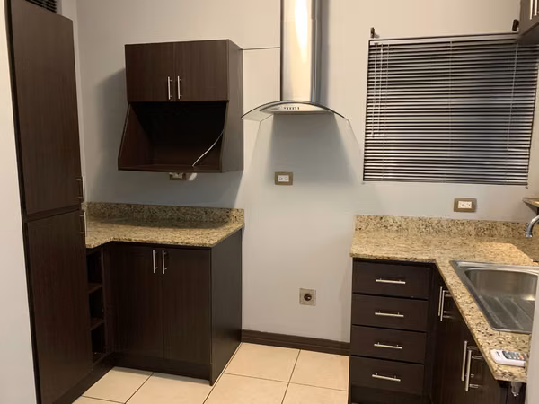 Esquisito Condominio amueblado full moderno