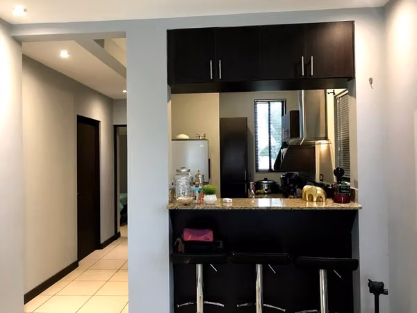 Esquisito Condominio amueblado full moderno