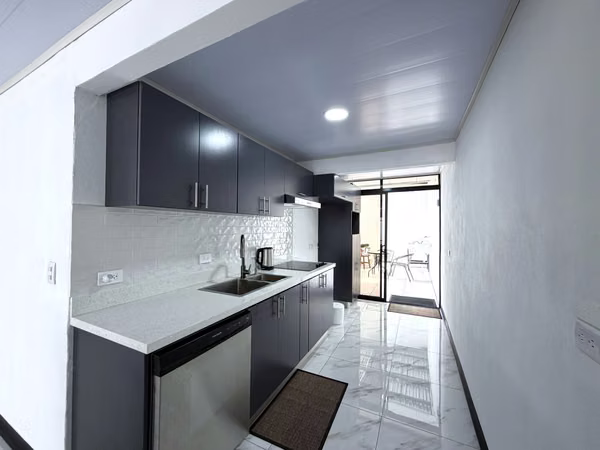 ALQUILER CASA DE UN NIVEL RENOVADA EN SABANILLA DE MONTES DE OCA CERCA DEL COLEGIO METODISTA