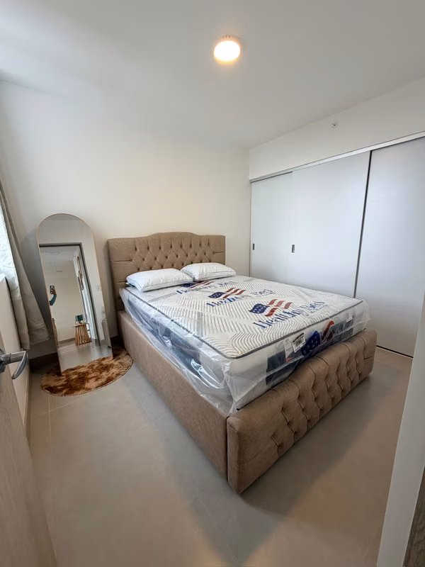 Apartamento Amoblado en venta en Sky House, San Jose cerca Parque de la Paz