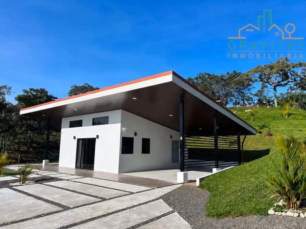 Venta de casa en Atenas | 8315 m2 | VISTA PANORÁMICA | F 728