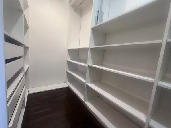 COMODA CASA IMPECABLE EN ALQUILER EN GUACHIPELÍN DE ESCAZÚ