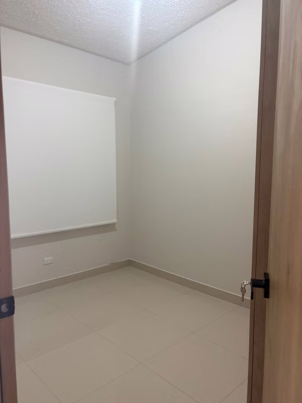 Se alquila hermosa casa en Condominio, NUEVA PARA ESTRENAR!
