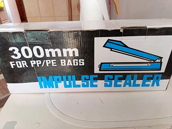 PLASTIC BAG SEALANT