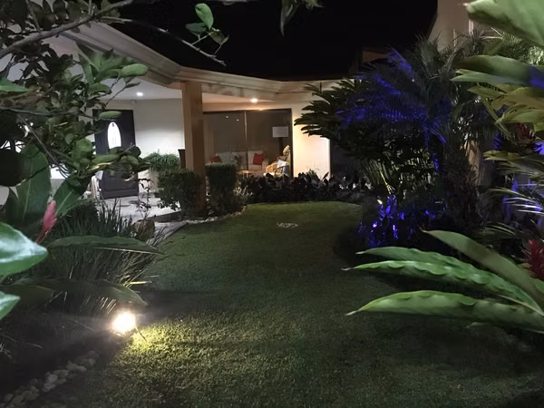 Se alquila casa  con o sin muebles amueblada en Residencial Abedules