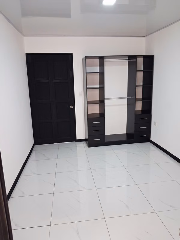 Sale of New House in Tibás, San José. 6155