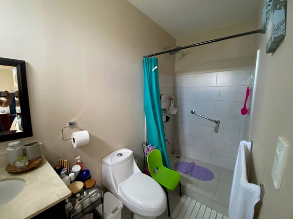 Venta de Apartamento en Condominio, Tibás.  6158