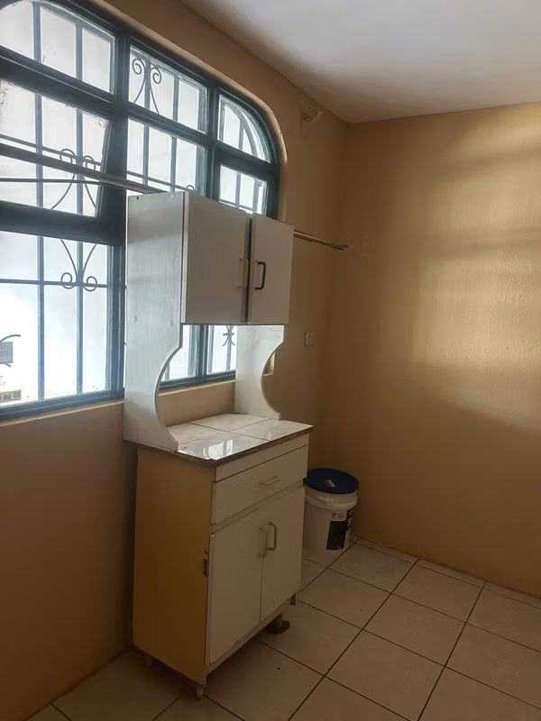 Casa en Zorobaru: Paz, Privacidad y Confort