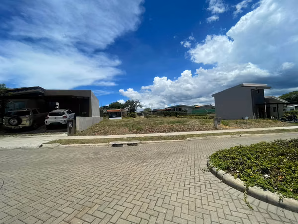 VENTA DE LOTE EN CONDOMINIO HACIENDA GARABITO EN LA GARITA DE ALAJUELA
