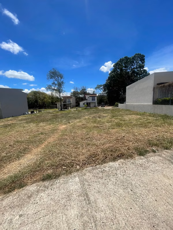 VENTA DE LOTE EN CONDOMINIO HACIENDA GARABITO EN LA GARITA DE ALAJUELA