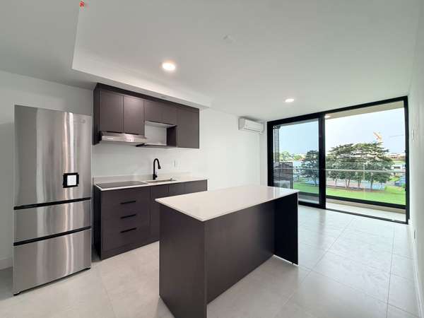 TO PREMIEN SKY SAVANA TWO ROOMS WITH PARKING AND LB