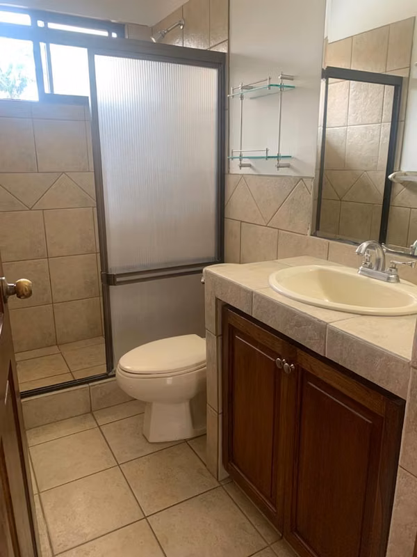 Casa disponible en Pozos, Santa Ana
