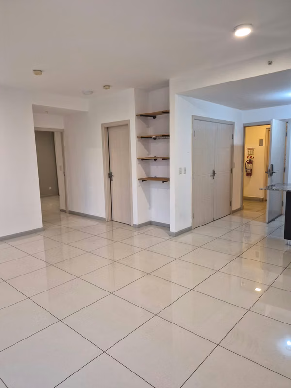 SE ALQUILA APARTAMENTO EN CONDOMINIO BAMBU 106 - ULLOA HEREDIA