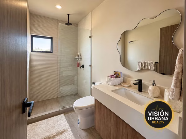 Casa de 3 Habitaciones con Línea blanca en NAIA Guachipelín