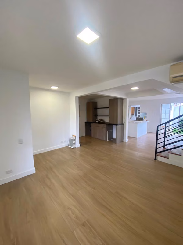 Escazu Guachipelin is rented Comfortable and cozy House in Condominium. 3 HAB $1800