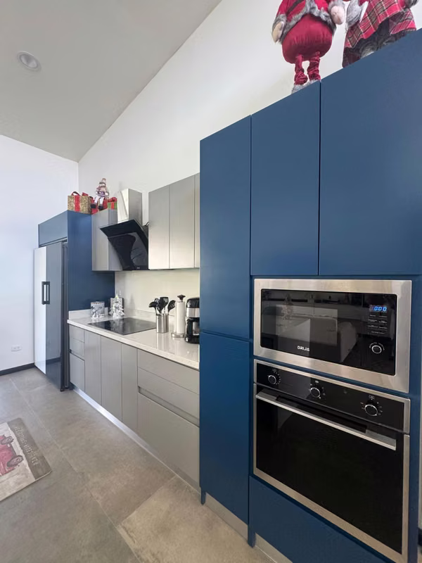 VENTA DE  CASA EN EXCLUSIVO CONDOMINIO EN LA GARITA DE ALAJUELA