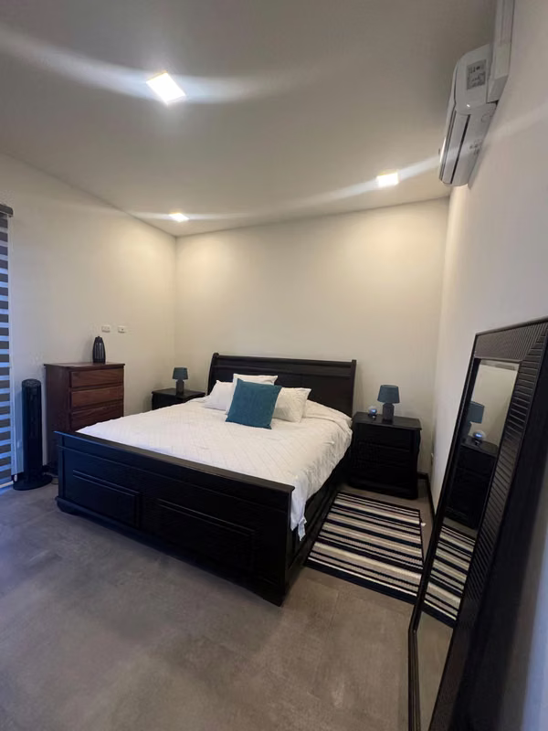 VENTA DE  CASA EN EXCLUSIVO CONDOMINIO EN LA GARITA DE ALAJUELA