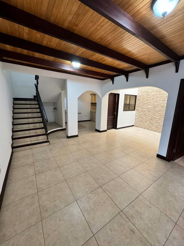 OPORTUNIDAD DE INVERSION,Se venden dos apartamentos en trejos, Montealegre, Escazú.