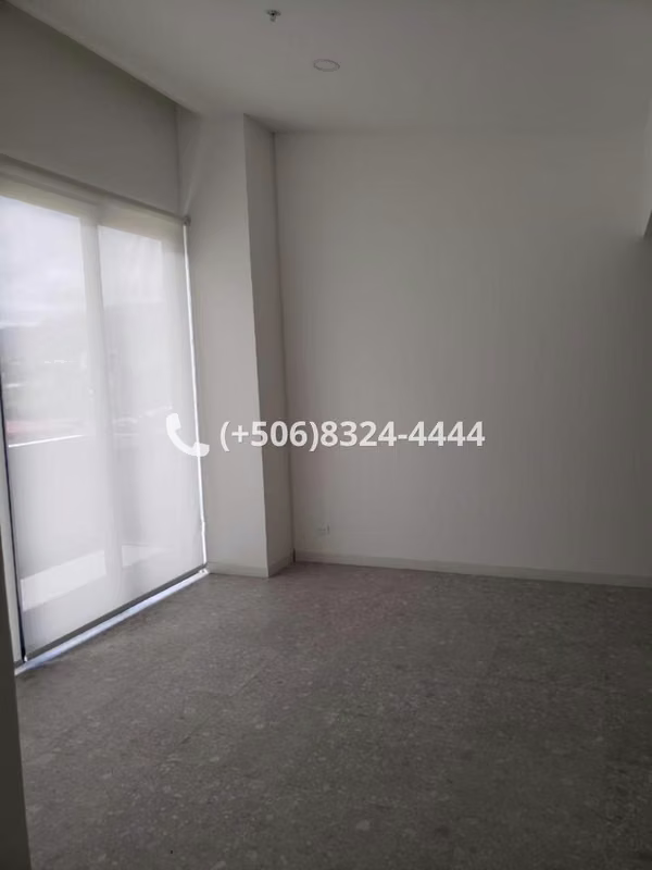 Apartamento en Alquiler | Escazú Village | Piso Alto y Vista a las Montañas