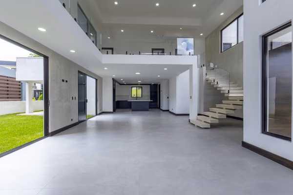 ¡Estrená casa con vista privilegiada en Condominio Tierras de Café, Ulloa de Heredia!