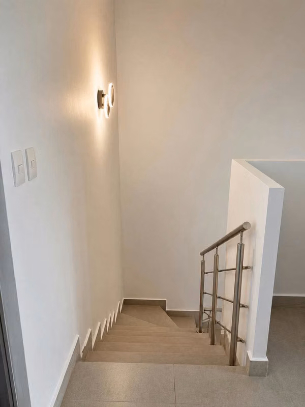 Se Vende Hermosa Casa para Estrenar  en Condominio Exclusivo en Lagunilla de Heredia.