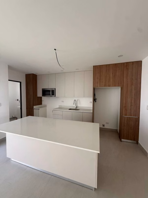 Se Vende Hermosa Casa para Estrenar  en Condominio Exclusivo en Lagunilla de Heredia.
