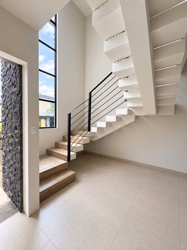 VENTA DE CASA EN SANTA ANA