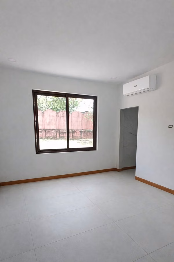 Alquiler / Venta   espectacular casa para estrenar  dos plantas Guacima, Las Vueltas, Provincia de  Alajuela