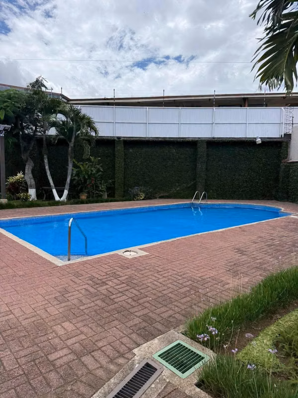 Se Vende Hermosa Casa en Condominio Claretiano en Mercedes Norte Heredia