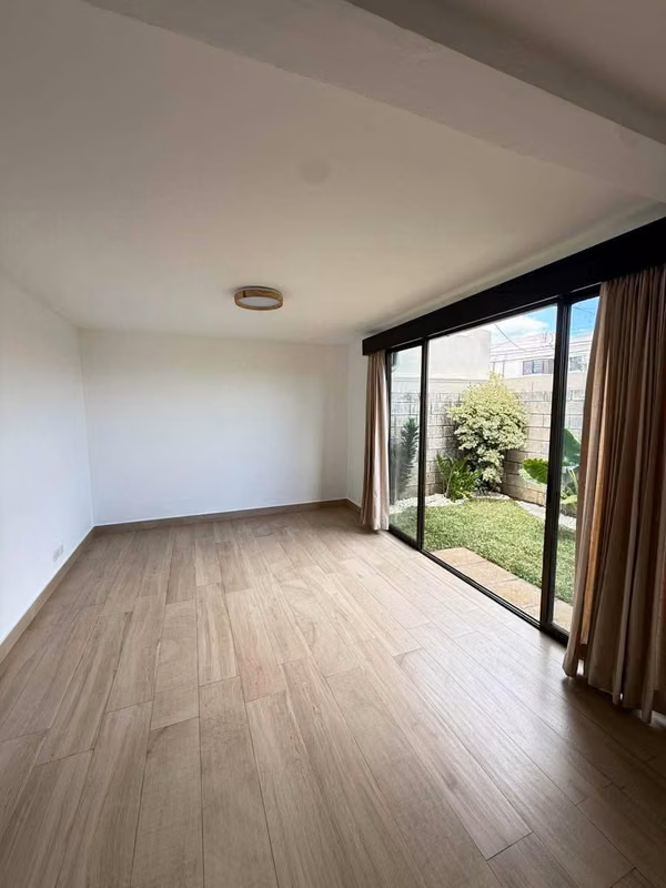Se Vende Hermosa Casa en Condominio Claretiano en Mercedes Norte Heredia