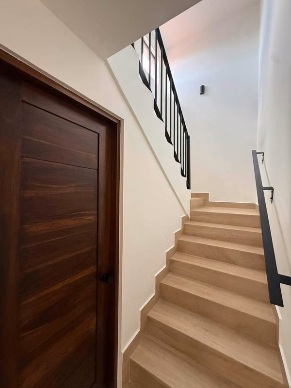 Se Vende Hermosa Casa en Condominio Claretiano en Mercedes Norte Heredia