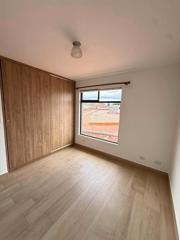 Se Vende Hermosa Casa en Condominio Claretiano en Mercedes Norte Heredia