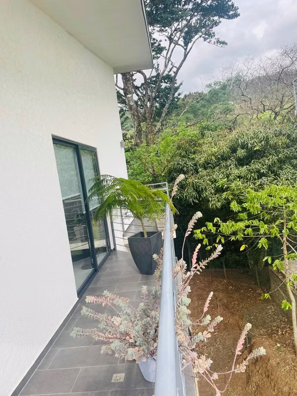Apartamento full amueblado | 2 Habitaciones | 2 Parqueos | Agua incluida