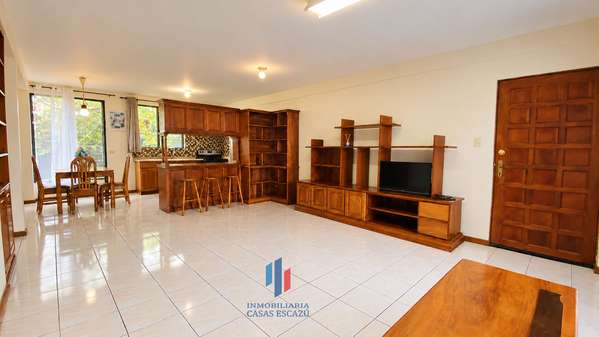 Apartamento en Alquiler en San Rafael de Escazú cerca del Centro Comercial Paco Semi-Amueblado