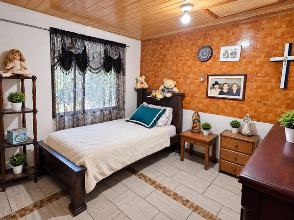 OPORTUNIDAD CASA EN VENTA EN SAN MARCOS DE TARRAZÚ CENTRO – 34 MILLONES