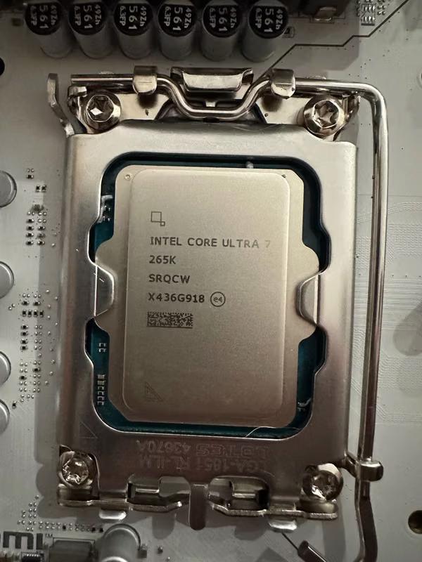 Intel Core Ultra 7 265K